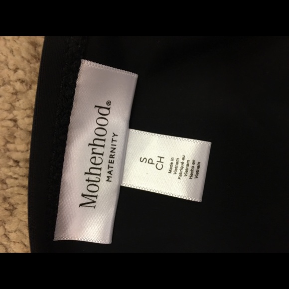 Maternity - Picture 5 of 5